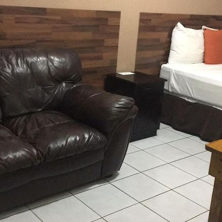 Hotel Don Felipe Guatemala City Екстер'єр фото